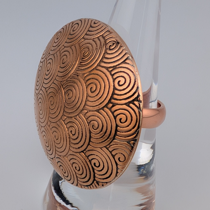 Yamo "doodling" Round Wind