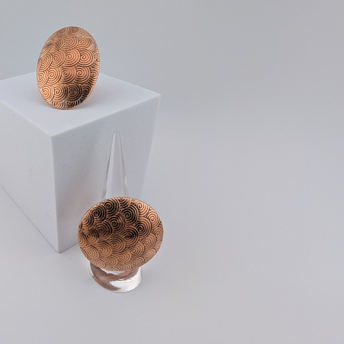 Yamo "doodling" Oval Wind