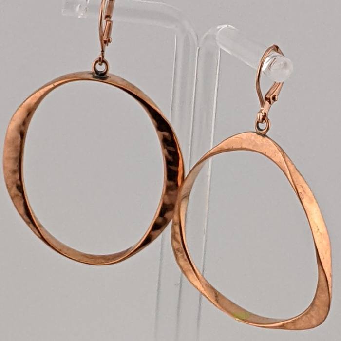 Pampero Wind SHOP Corinthia Peoples